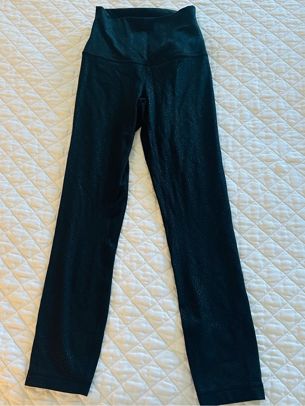 lululemon Align high rise black dotted leggings size 2 - 23 inch